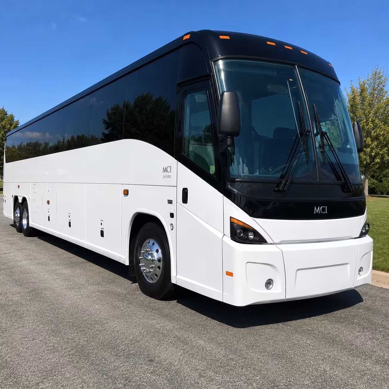 instant online pricing for lincoln employee bus rentals