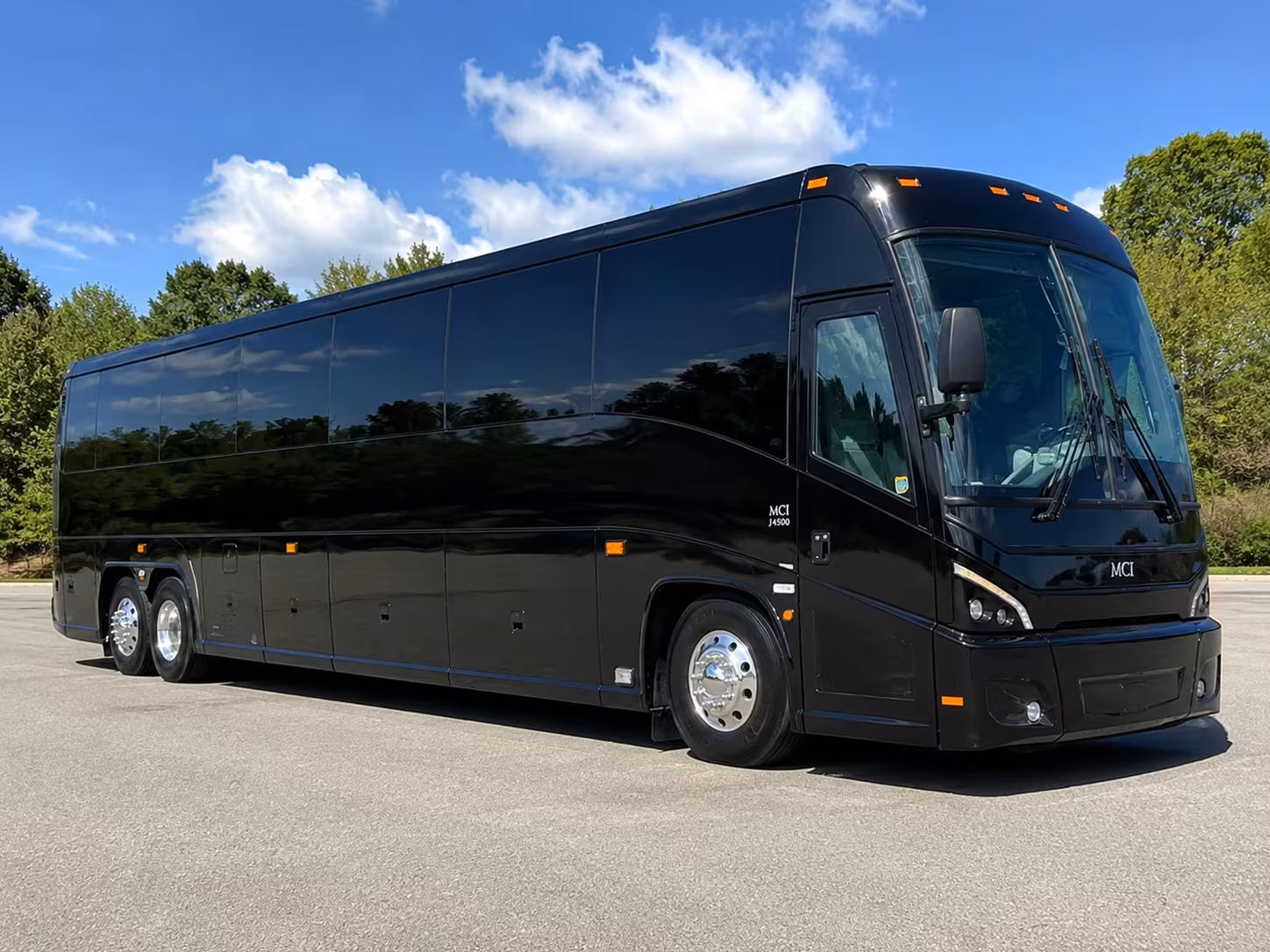 lincoln charter bus rentals for nebraska state capitol field trips