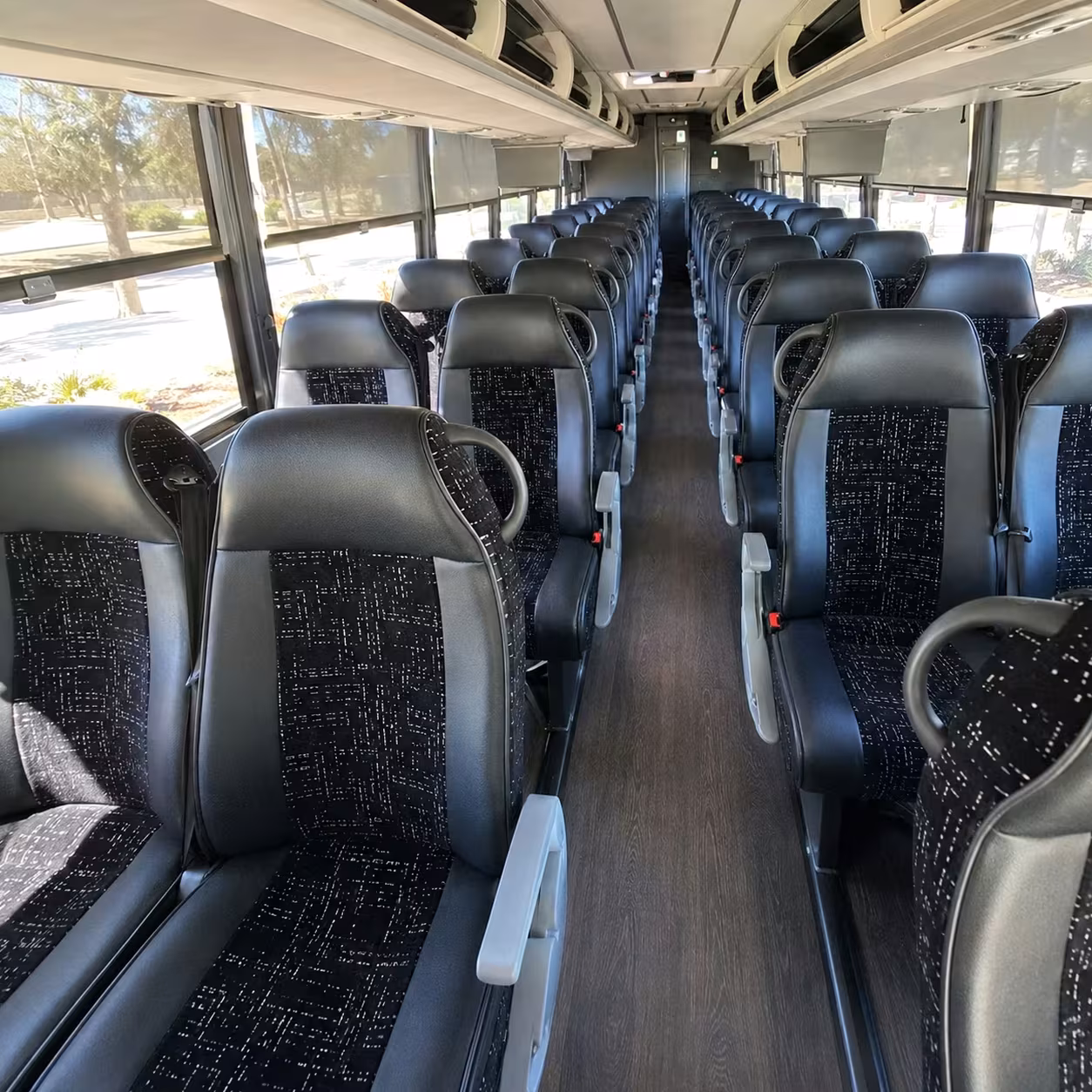 lincoln to omaha eppley airfield charter bus rentals