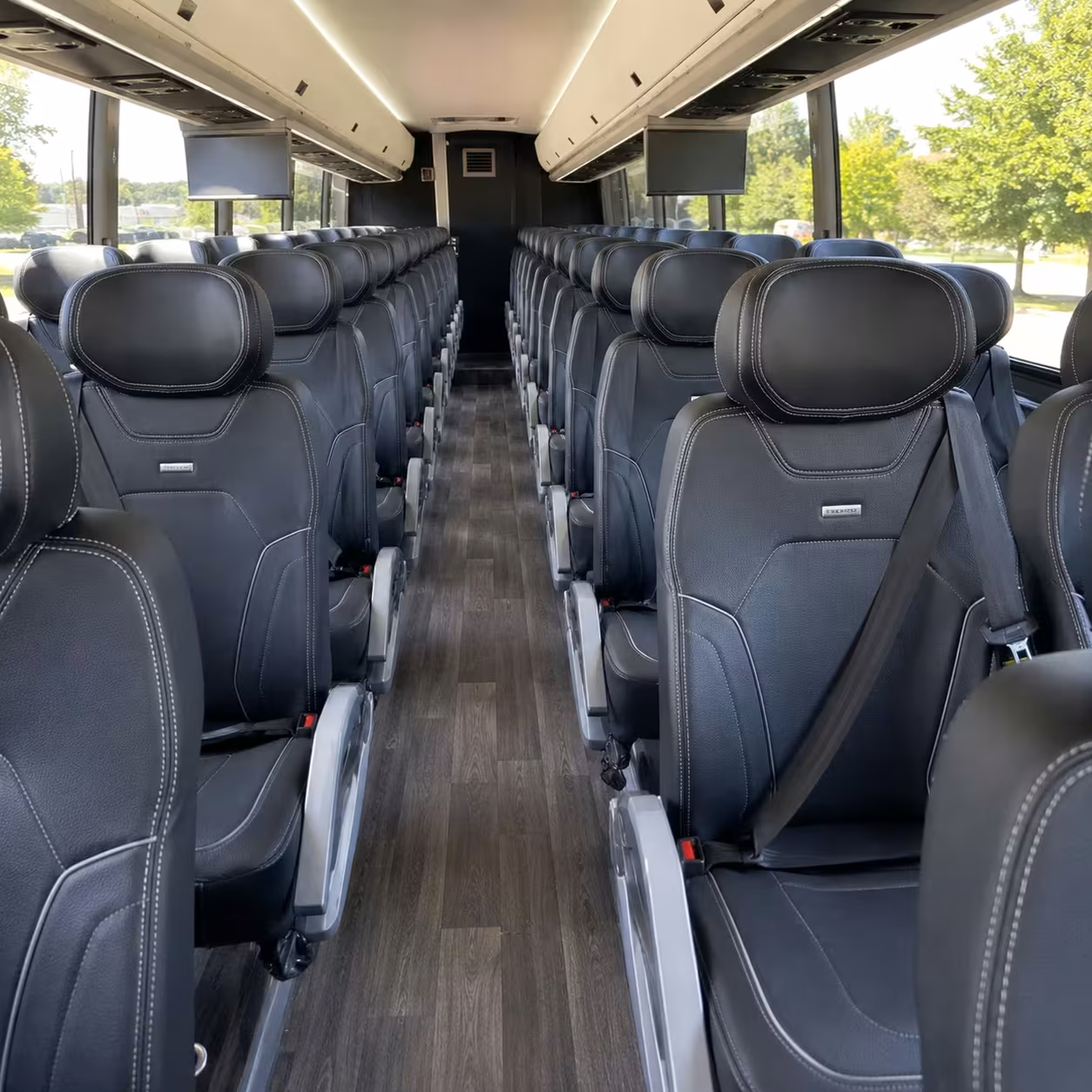 multi day and overnight charter bus rentals from lincoln