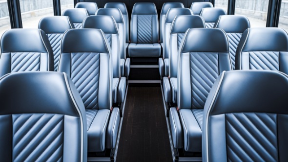 28 passenger minibus interior lincoln